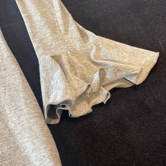 Union of Angels gray ruffle dress with tie, ruffle long sleeves, size M - Picture 2 of 6